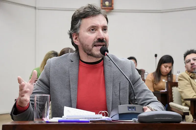 organizaciones feministas y lgbtiq repudian la candidatura de martin del frari a defensor del pueblo
