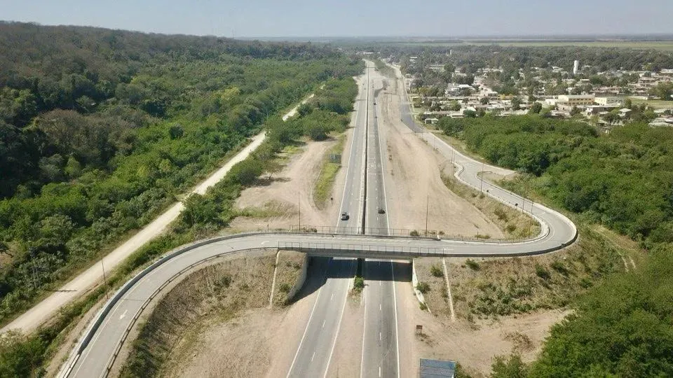 finalizo la autopista pichanal oran y quedo habilitado un nuevo egreso en hipolito yrigoyen