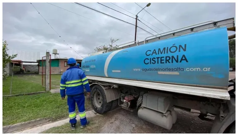mas de 20 barrios sufren baja presion y cortes de agua por trabajos de aguas del norte