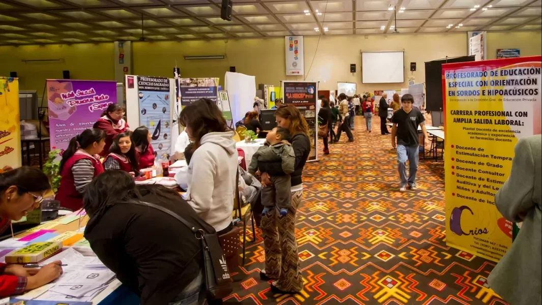 expo futuro 2025 abre sus puertas 25 mil estudiantes frente a la decision de su carrera