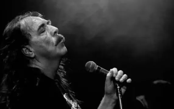 Murió Saúl Blanch, la primera voz de Rata Blanca y una de las figuras fundadoras del heavy metal argentino