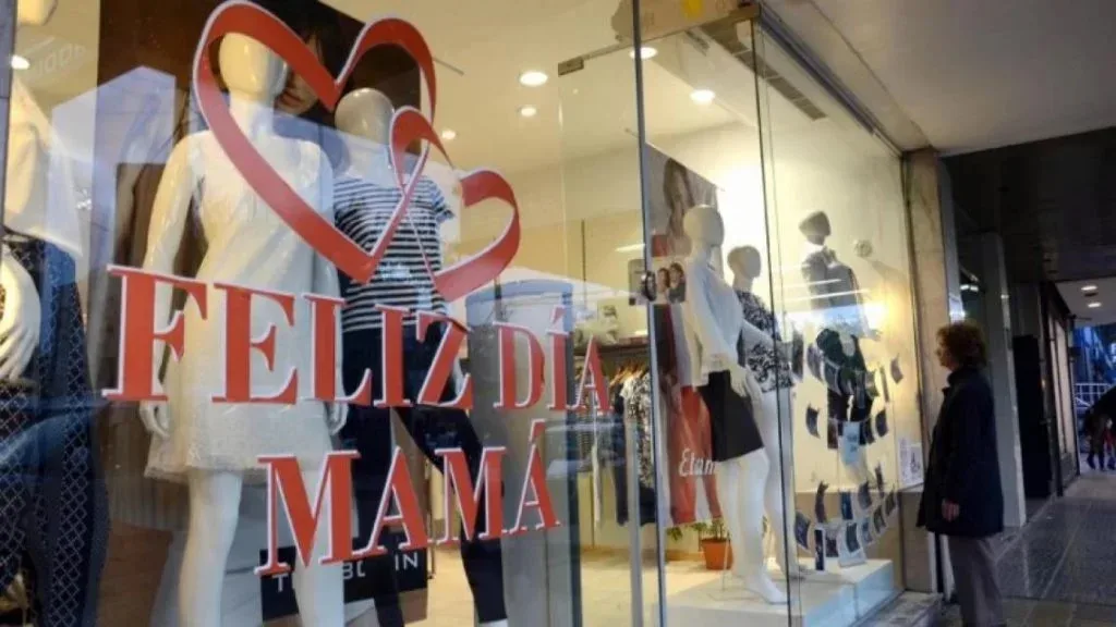 Ni el Día de la Madre levantó las ventas: cayeron 1,4% interanual, según la CAME