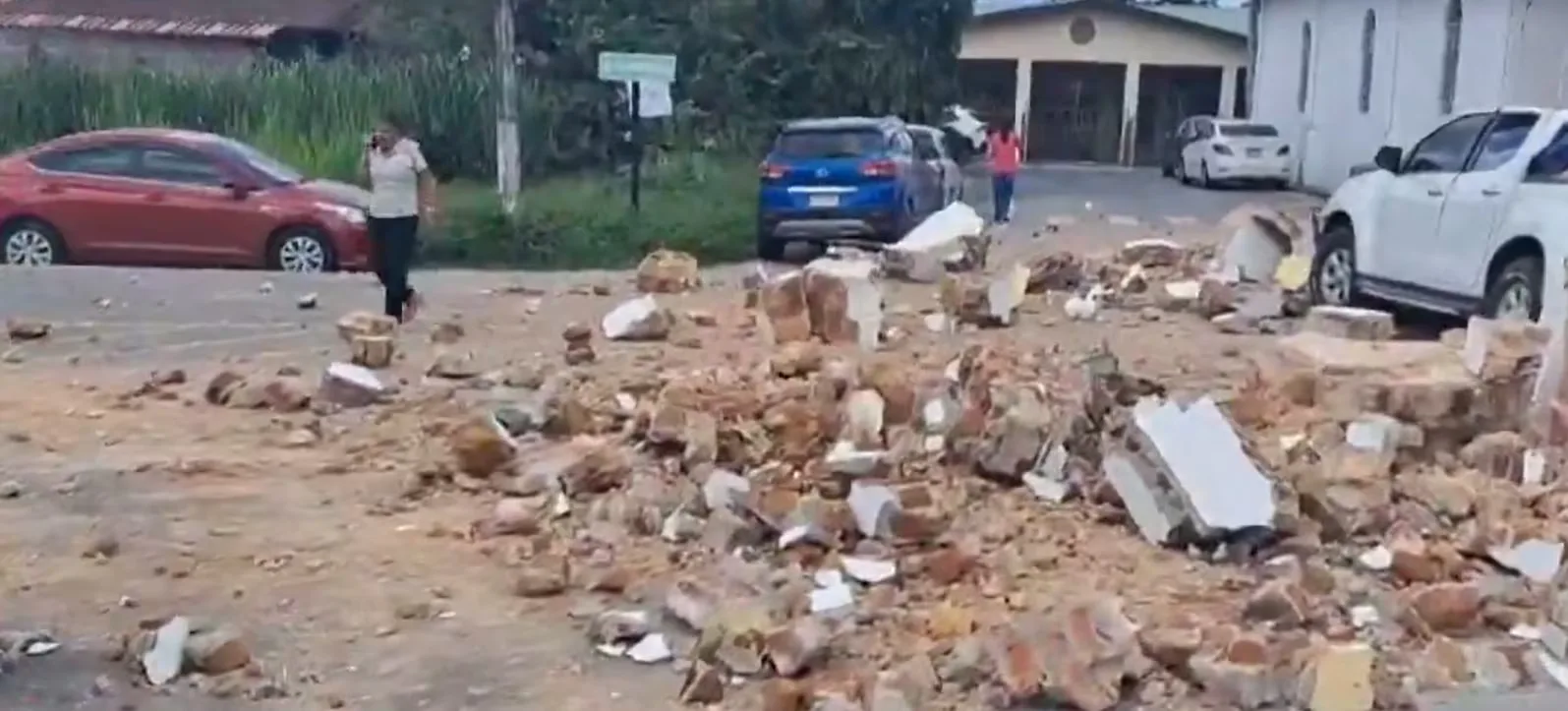 Panamá: el terremoto de magnitud 7,5 ya deja más de 700 viviendas y 419 escuelas dañadas