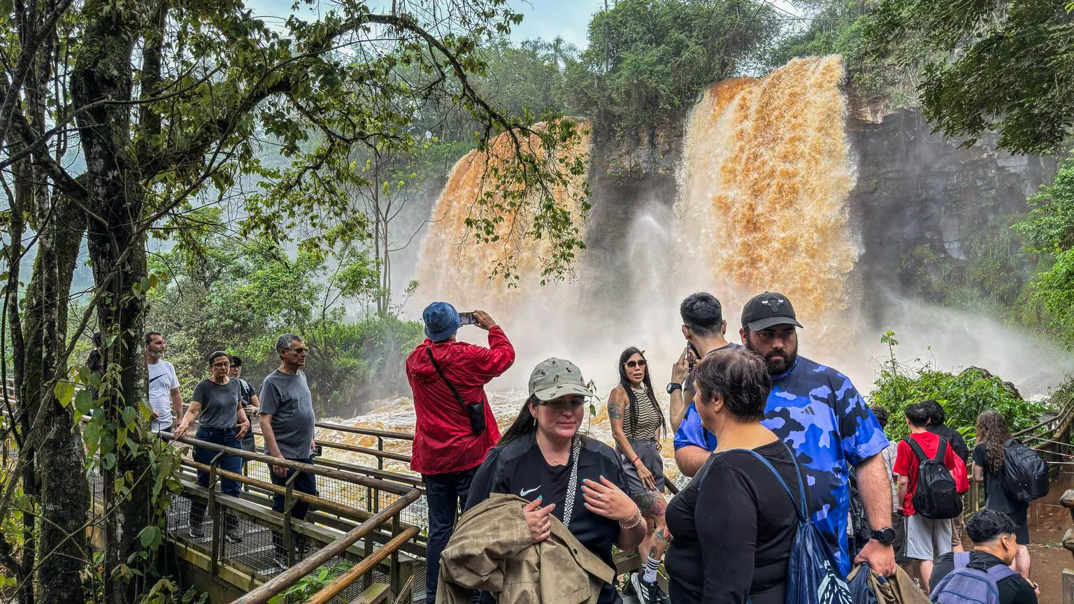 Pese a El Niño, el Parque Nacional Iguazú evita la palabra "cierre"