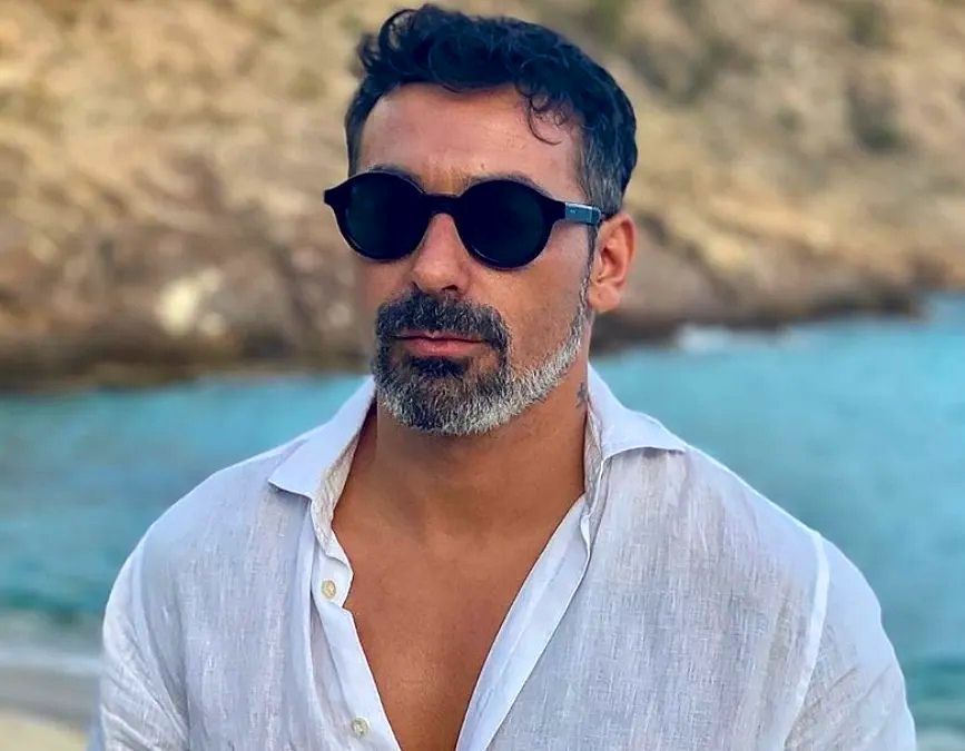 el pocho lavezzi sufrio una sobredosis y esta internado en una clinica preocupa su salud