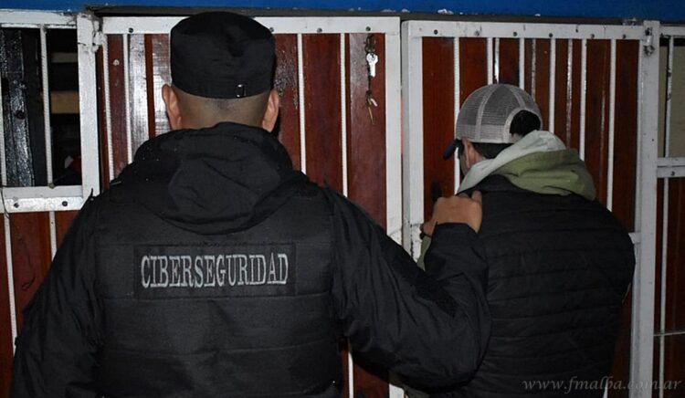 tartagal allanamientos ligados a delitos digitales compartian material y acosaban a ninas