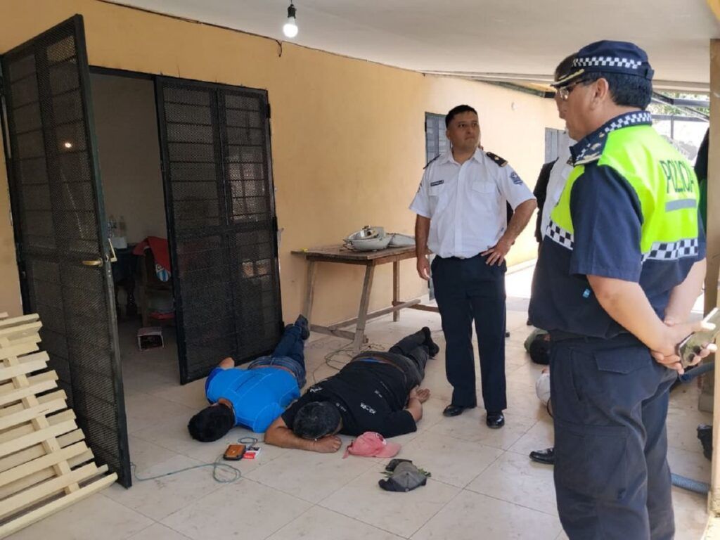tucuman comisario sacaba a presos para que le construyan la casa