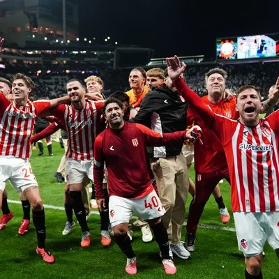 Estudiantes venció 1-0 a Corinthians en Brasil y avanzó a las semifinales de la Copa Libertadores