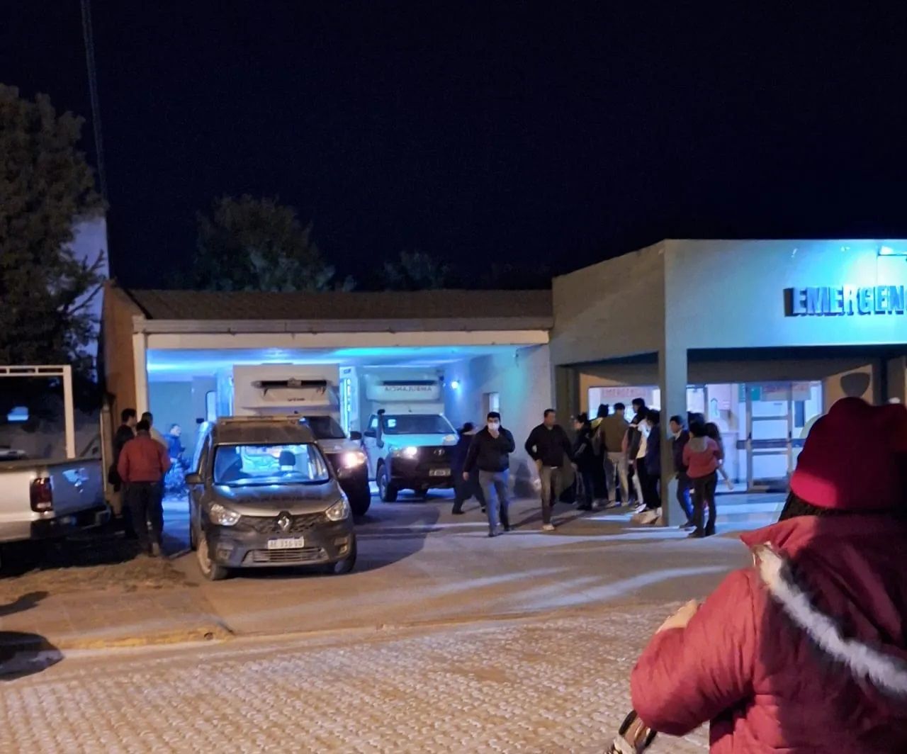 violento enfrentamiento con armas blancas deja cuatro heridos en sauce bajada