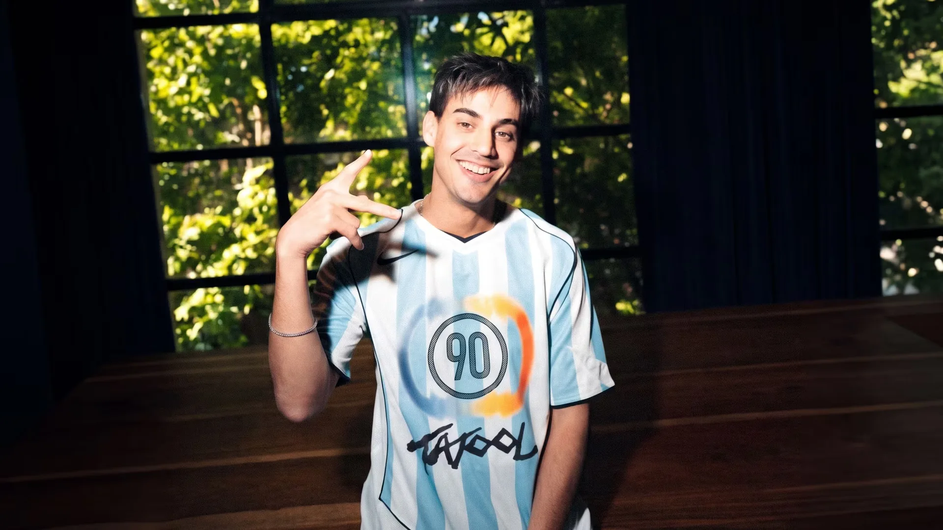 Quién es Tatool, el productor detrás de los hits de Nicki Nicole, Milo J y Trueno que va por cuatro Latin Grammy