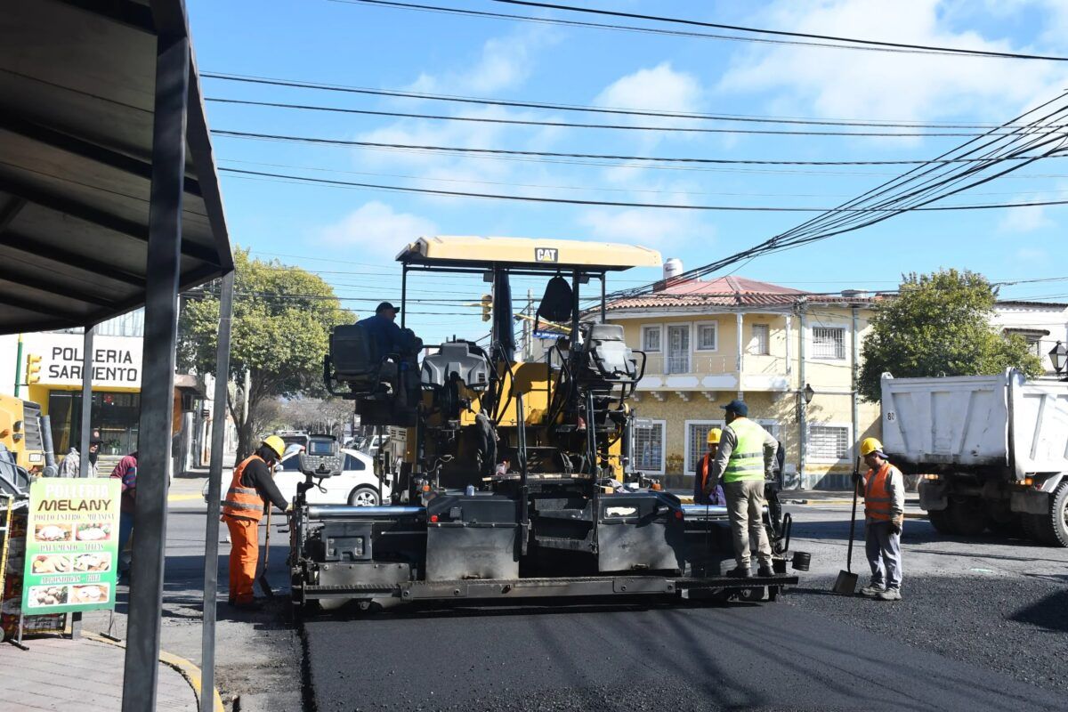 salta acelera obras pavimentacion en marcha y gas para 400 familias