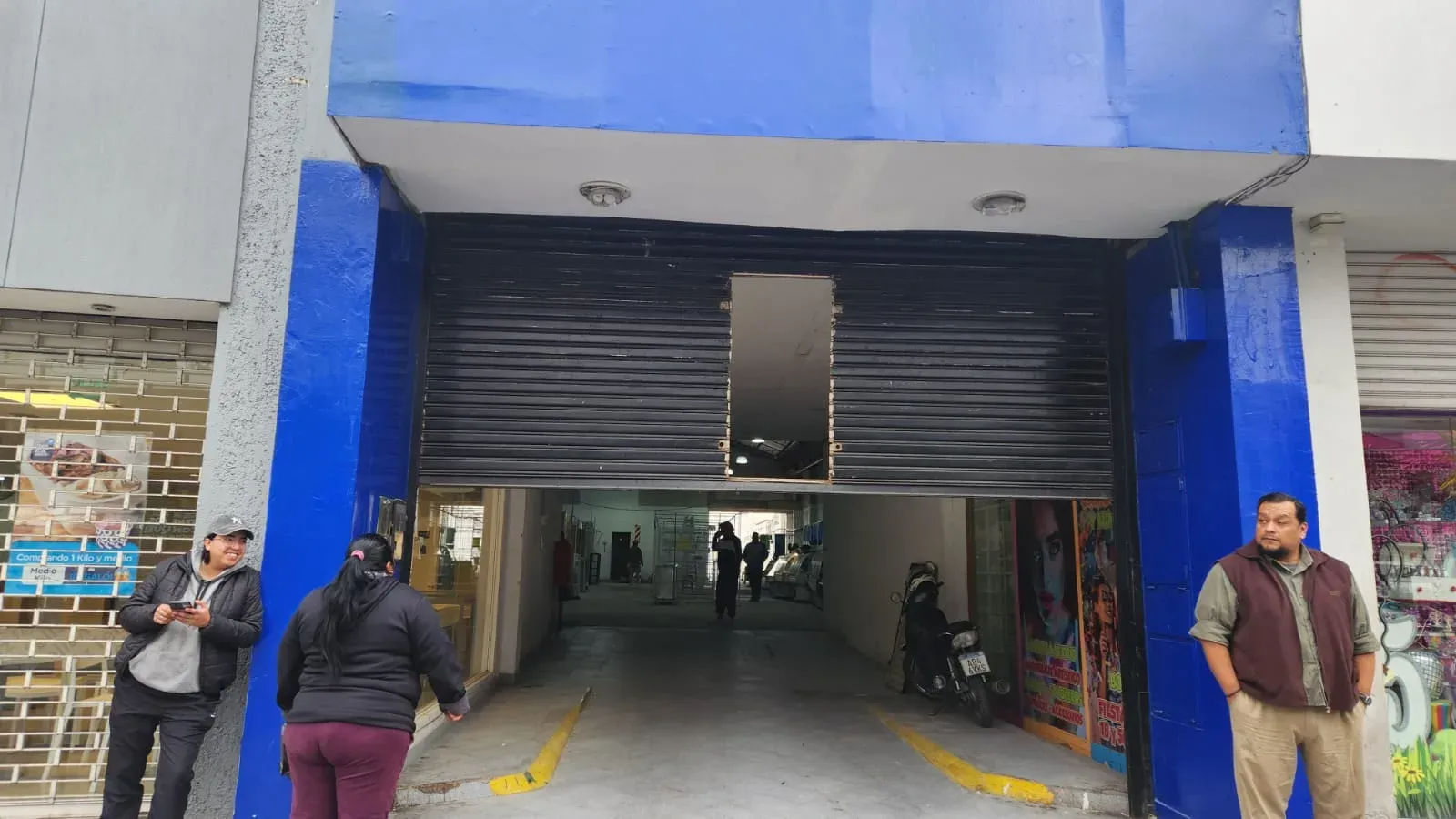 los puesteros del mercado san miguel comenzaron a trasladarse al nuevo predio mientras avanzan las obras