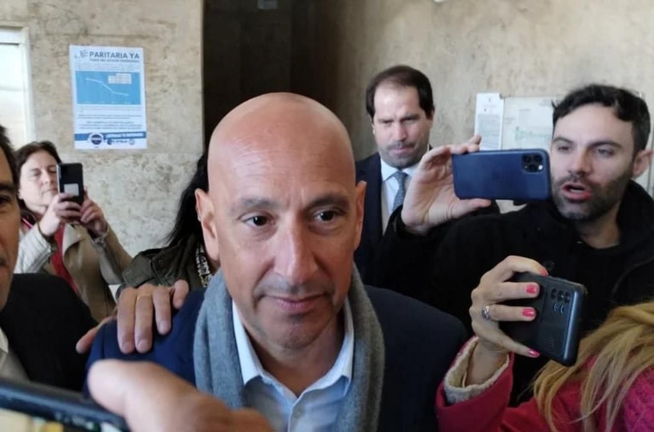 el exmedico presidencial confirmo que vio el moreton de fabiola e indico tratamiento
