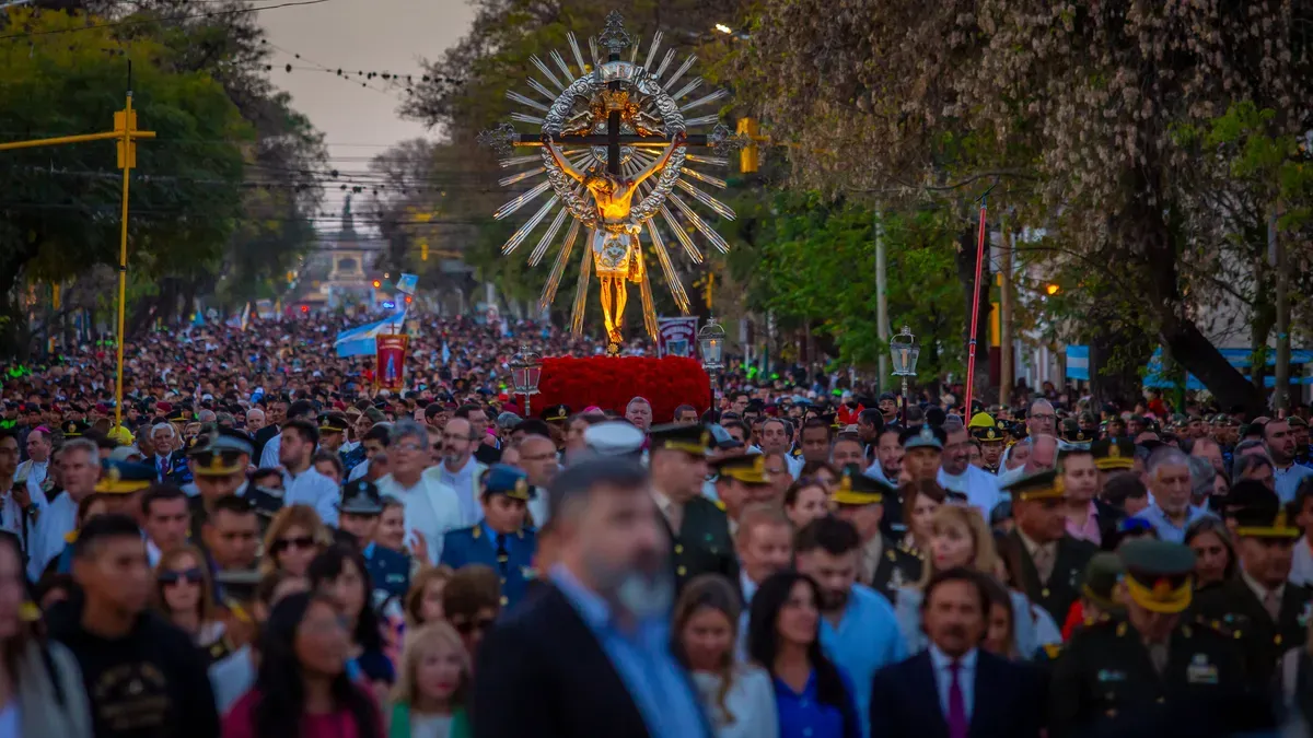 el milagro 2025 podria marcar un nuevo record de fe se esperan 700 000 fieles en salta