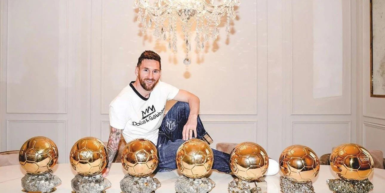 messi podria ganarse su octavo balon de oro en paris