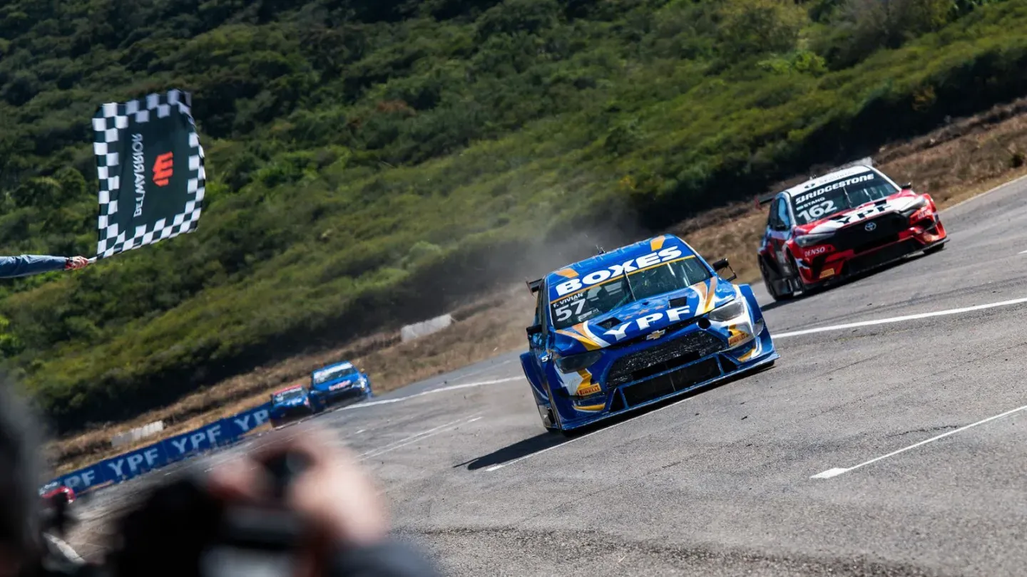 salta rugio al ritmo del tc2000 y reunio a mas de 45 mil fanaticos