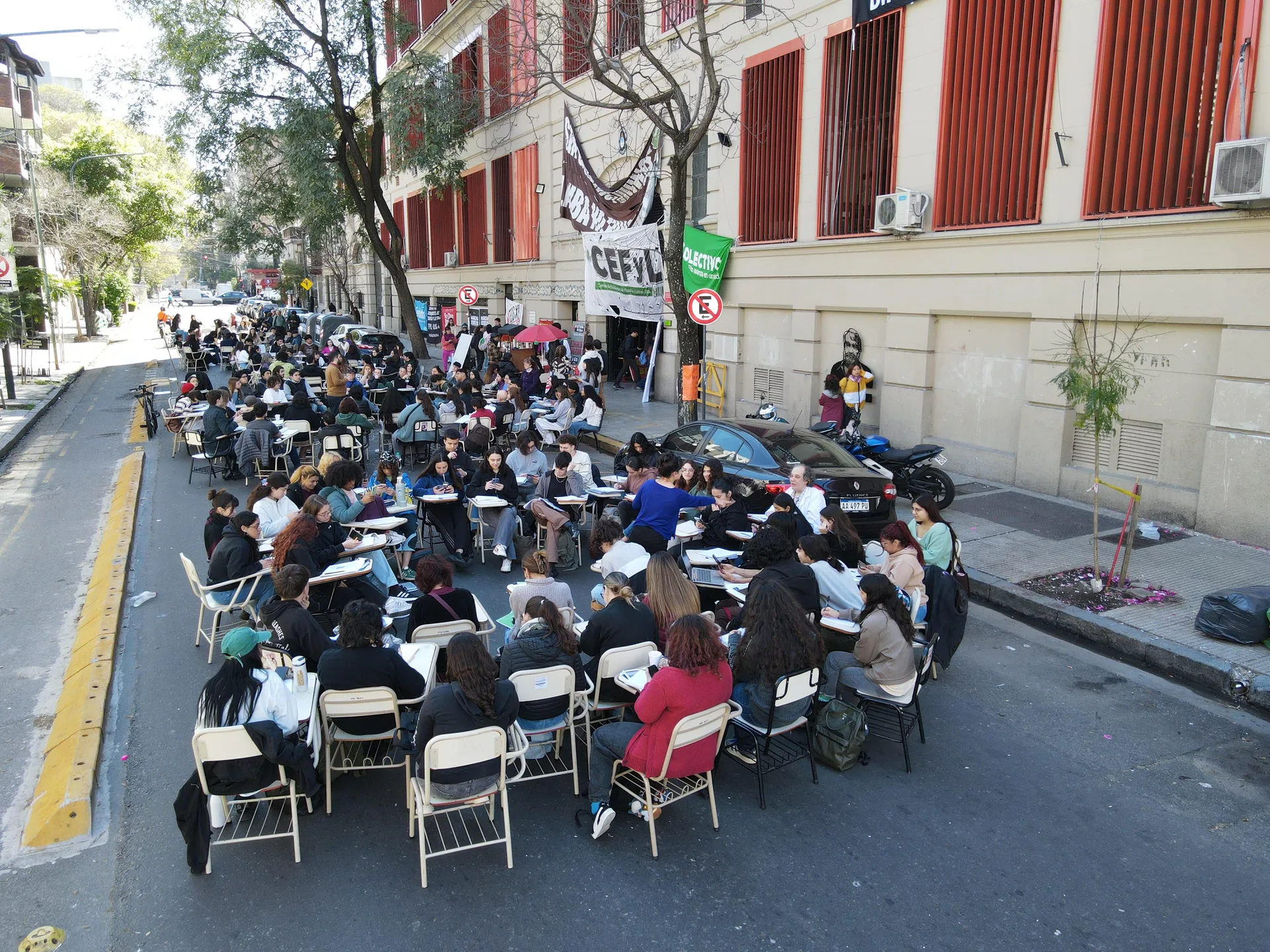 Universidades de Buenos Aires anuncian tomas, cortes y clases públicas antes de la Marcha Federal del jueves