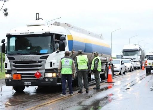 rosario de la frontera boliviano circulaba con dos menores fue imputado por trafico de personas
