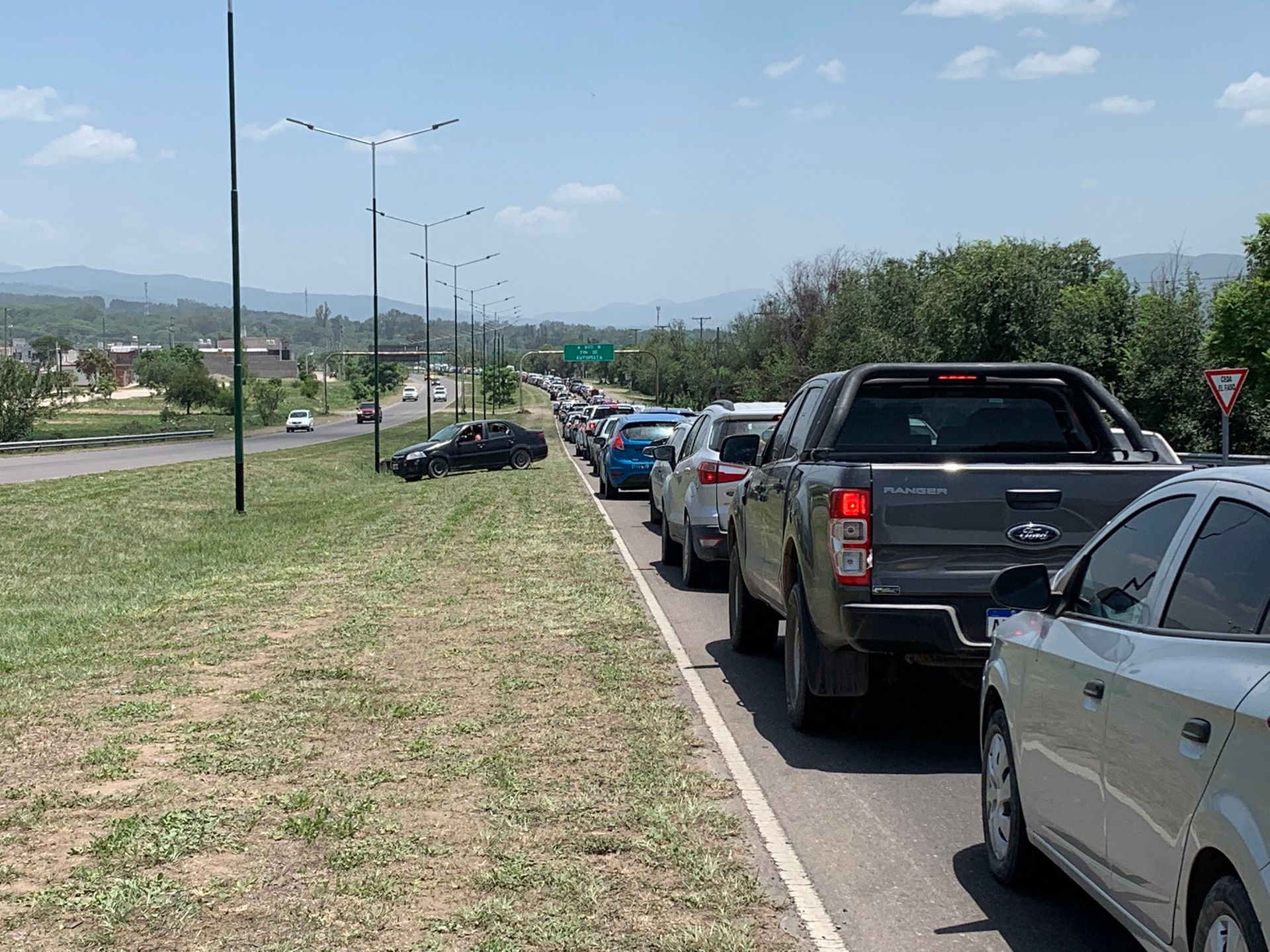 fin de semana bajo control refuerzan el operativo vial en el puente de vaqueros