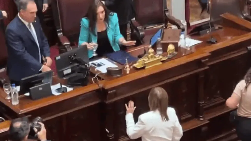 debuto el nuevo senado con un fuerte cruce entre victoria villarruel y patricia bullrich