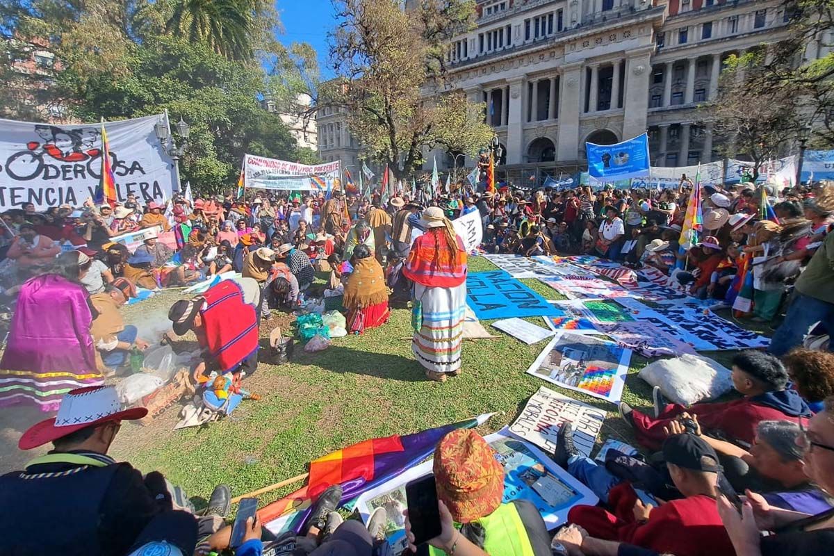 desalojaron el acampe de 4 meses de plaza lavalle