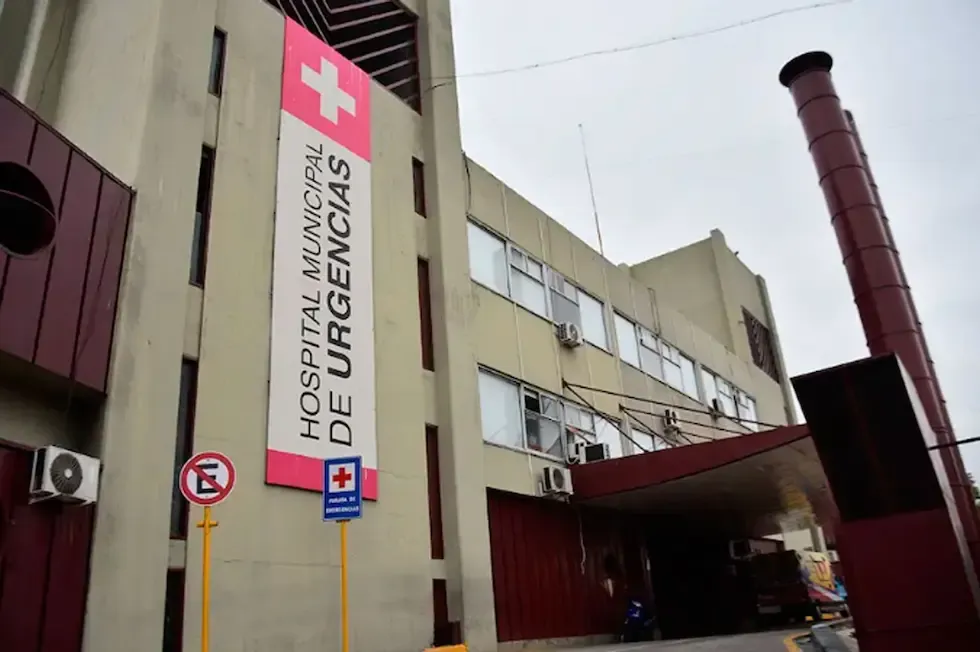 cordoba una mujer murio tras ingerir capsulas de cocaina en un operativo y su pareja un policia cayo preso